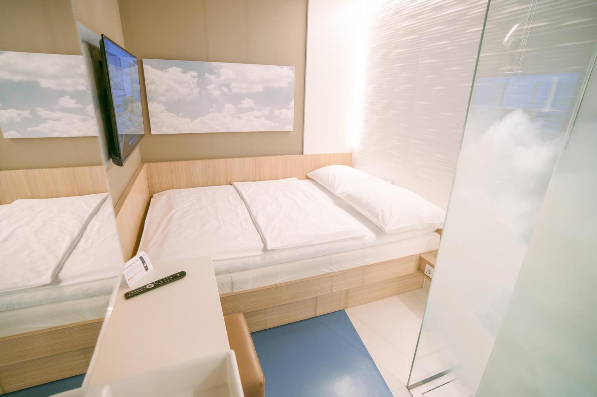 My Cloud Transit Hotel - Guests With International Flight Only! Frankfurt am Main Luaran gambar